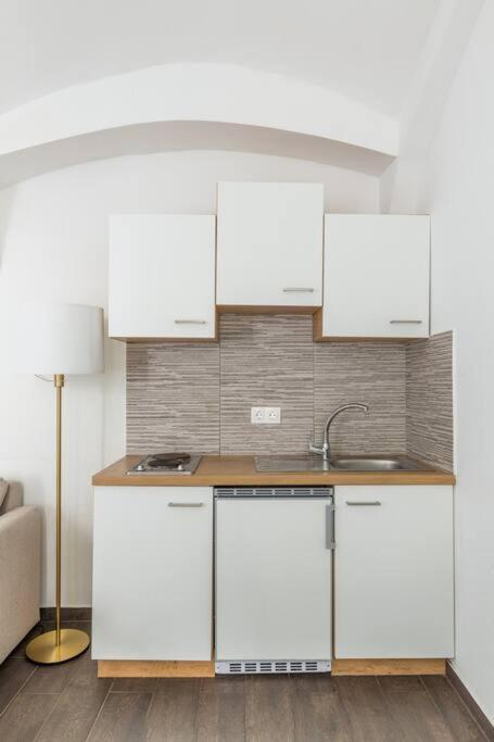 Appartamento Free Parking I 500 Mbit Wifi I Kingsize Bed Vienna Esterno foto