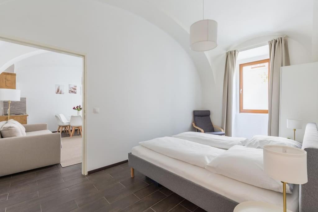 Appartamento Free Parking I 500 Mbit Wifi I Kingsize Bed Vienna Esterno foto