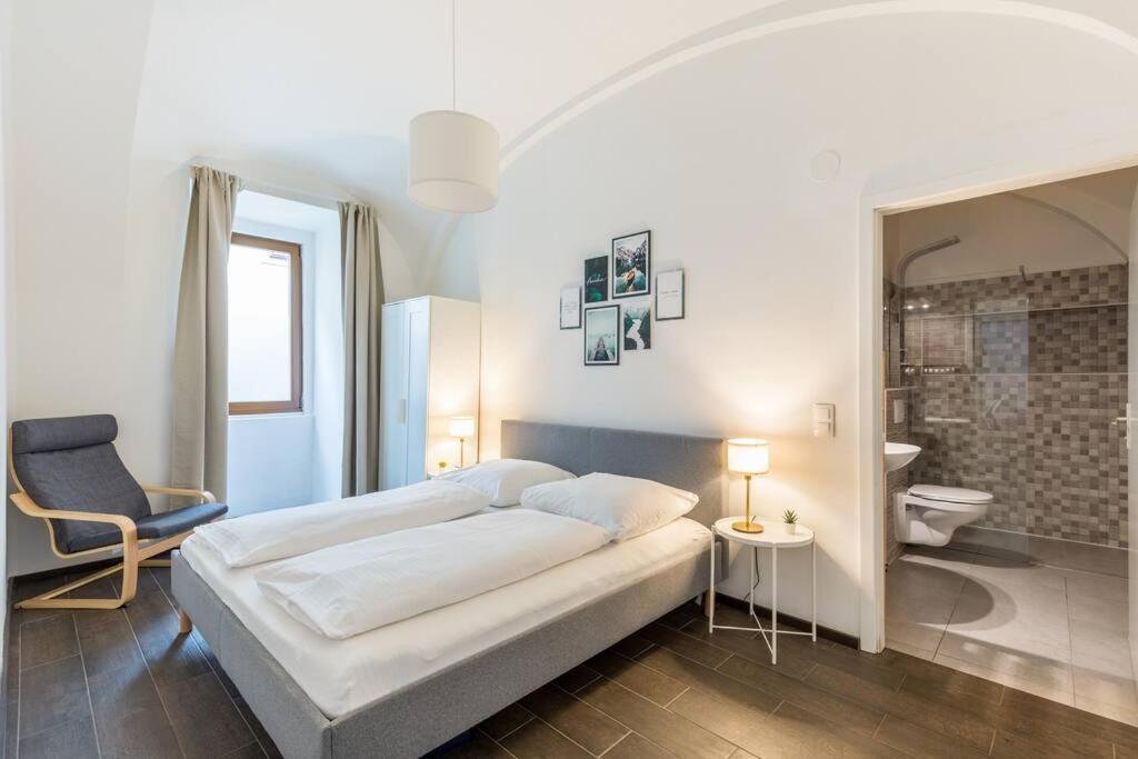 Appartamento Free Parking I 500 Mbit Wifi I Kingsize Bed Vienna Esterno foto
