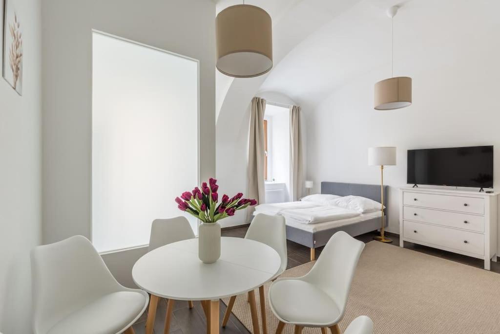Appartamento Free Parking I 500 Mbit Wifi I Kingsize Bed Vienna Esterno foto